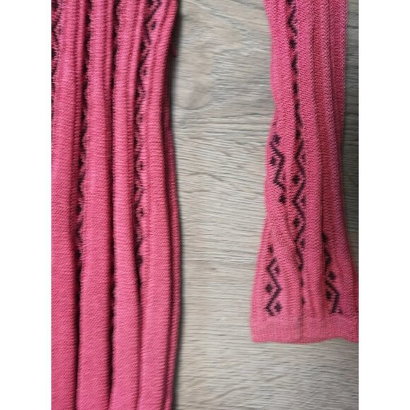 VINTAGE 70s Pleated Pink Red Midi Cable Knit Sweater Dress | TheStyleMinr.com - Picture 11 of 14